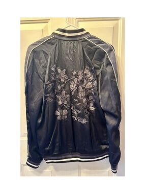 H&M Embroidered Floral Varsity Jacket🖤
